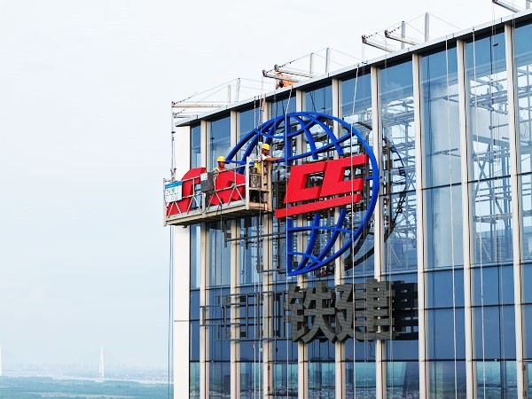 武汉楼顶发光字厂家为何首选字工场? 武汉楼顶发光字厂家为何首选字工场?