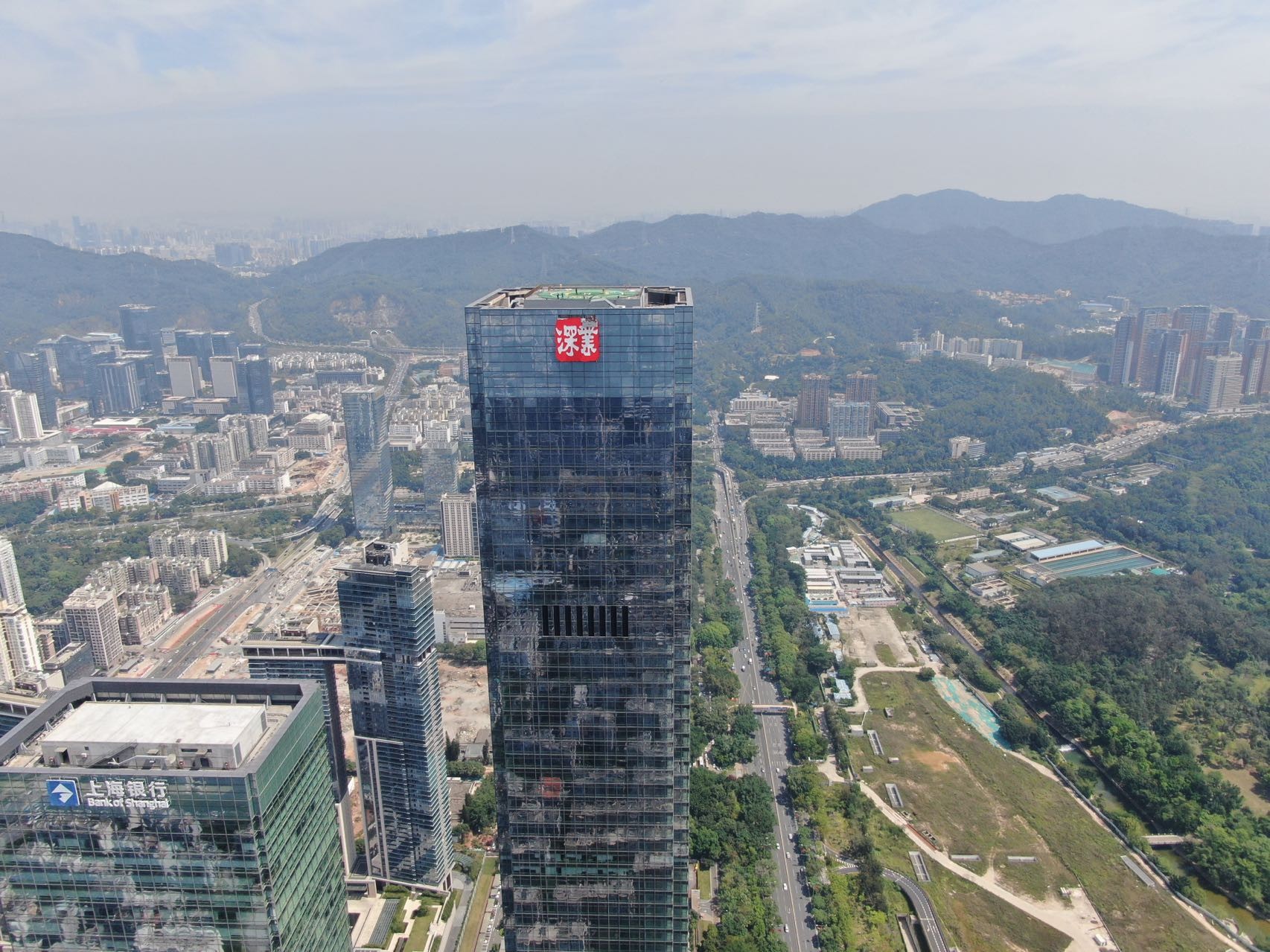 2026越秀楼顶发光字工程， 源头厂家找字工场！